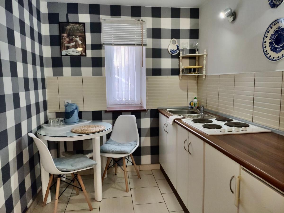 Iwona Pokoje Apartamenty Karwia Bagian luar foto