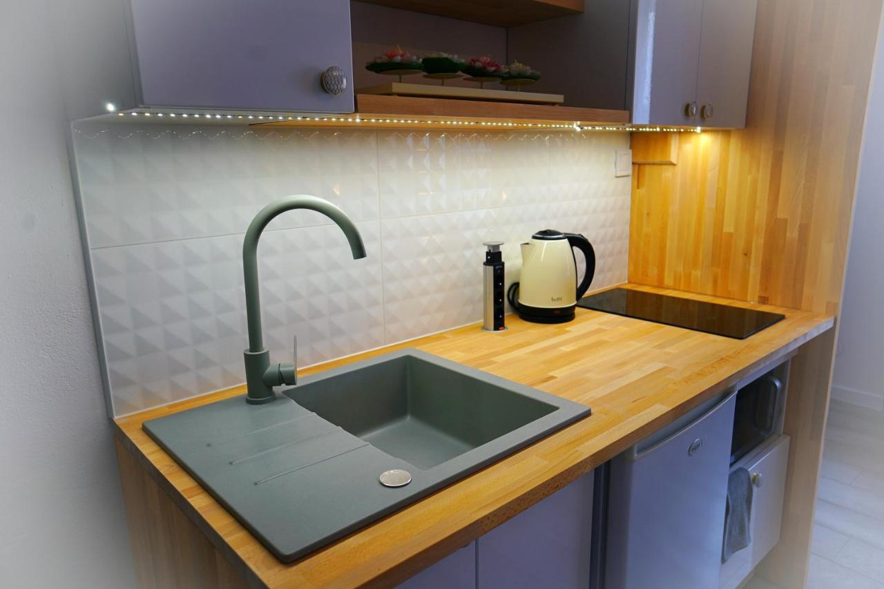 Iwona Pokoje Apartamenty Karwia Bagian luar foto