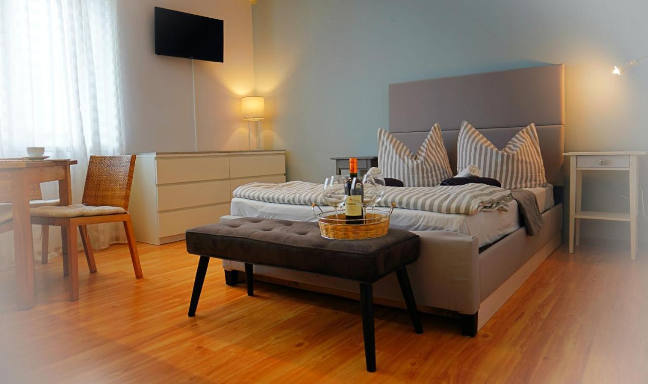 Iwona Pokoje Apartamenty Karwia Bagian luar foto