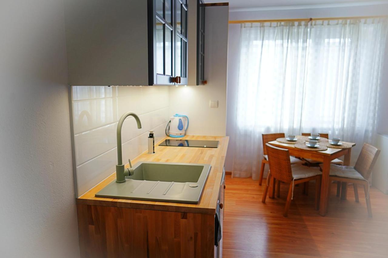 Iwona Pokoje Apartamenty Karwia Bagian luar foto