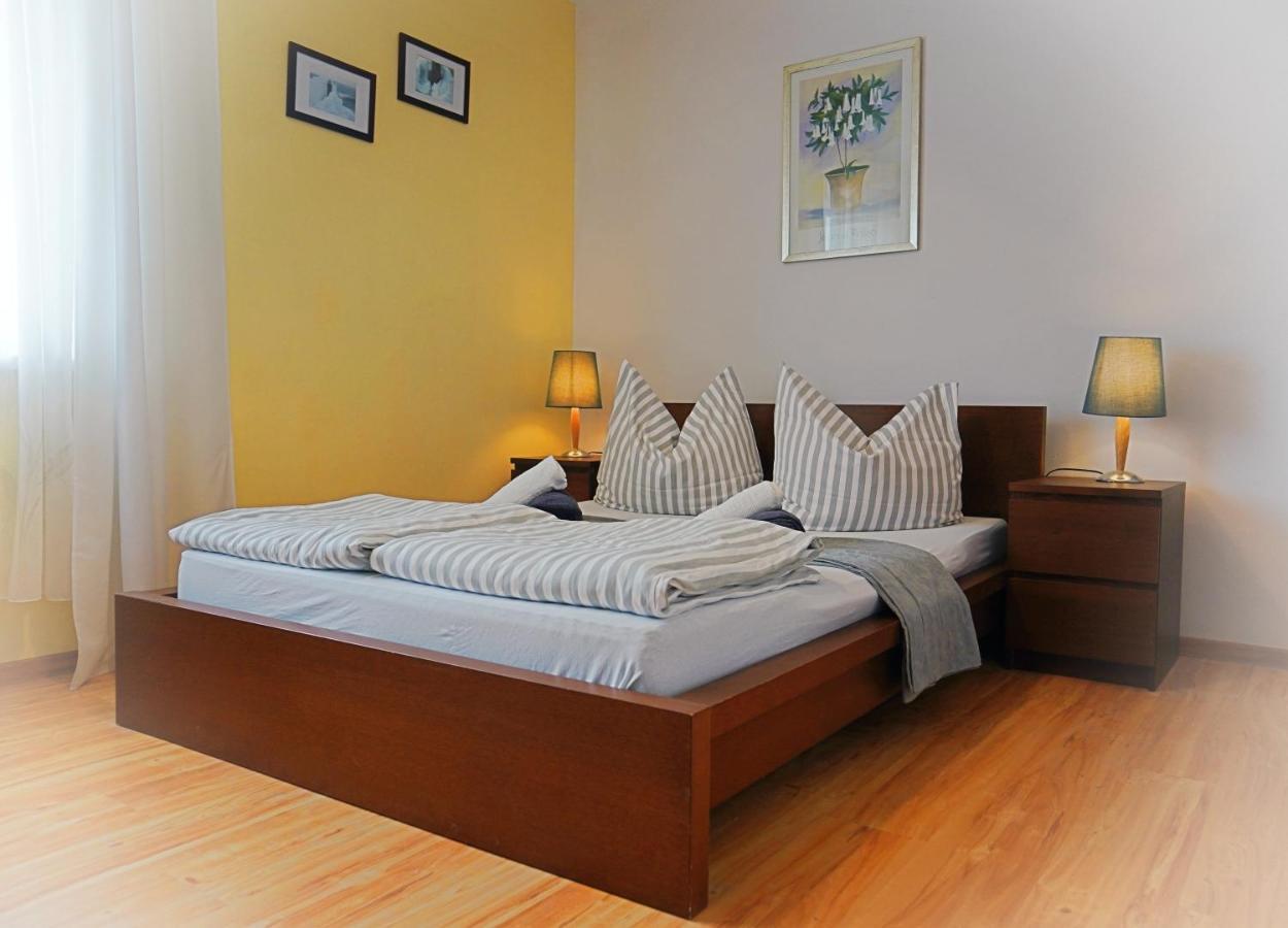 Iwona Pokoje Apartamenty Karwia Bagian luar foto