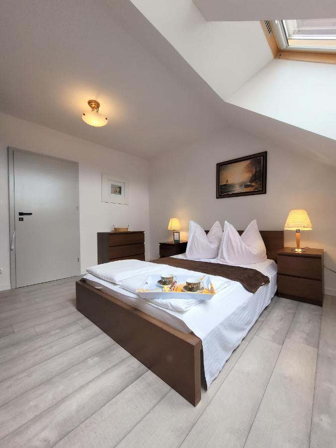 Iwona Pokoje Apartamenty Karwia Bagian luar foto