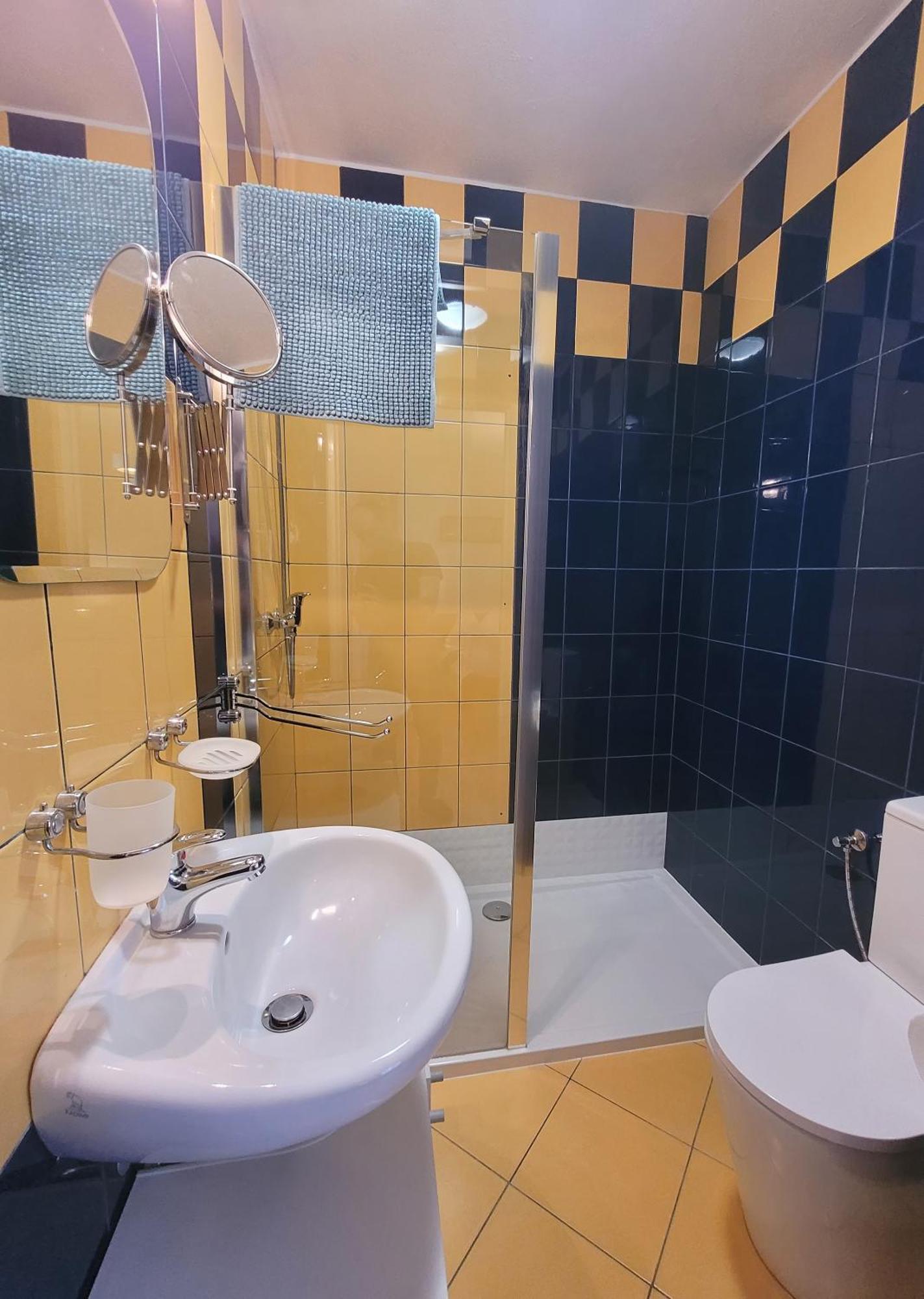 Iwona Pokoje Apartamenty Karwia Bagian luar foto